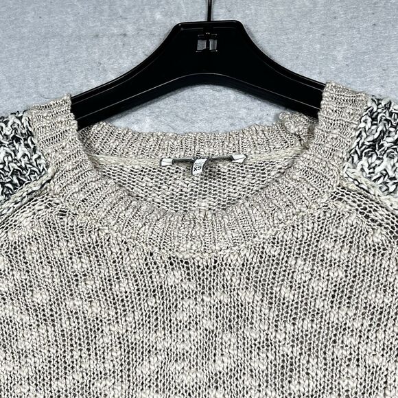 BKE Sweater Womens Size XS Beige Buckle Pullover Long Sleeve Crew Neck - Picture 2 of 10
